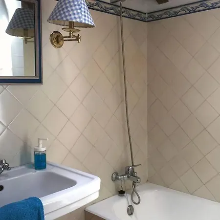 The Captain's House - 2min Walking From The * Sesimbra